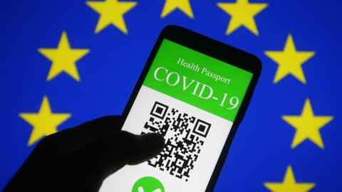 Cambiano le regole per richiedere il Green pass per minori fino ai 12 anni